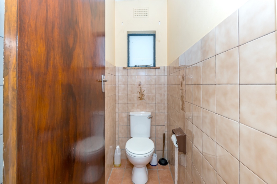 To Let 3 Bedroom Property for Rent in Rondebosch East Western Cape